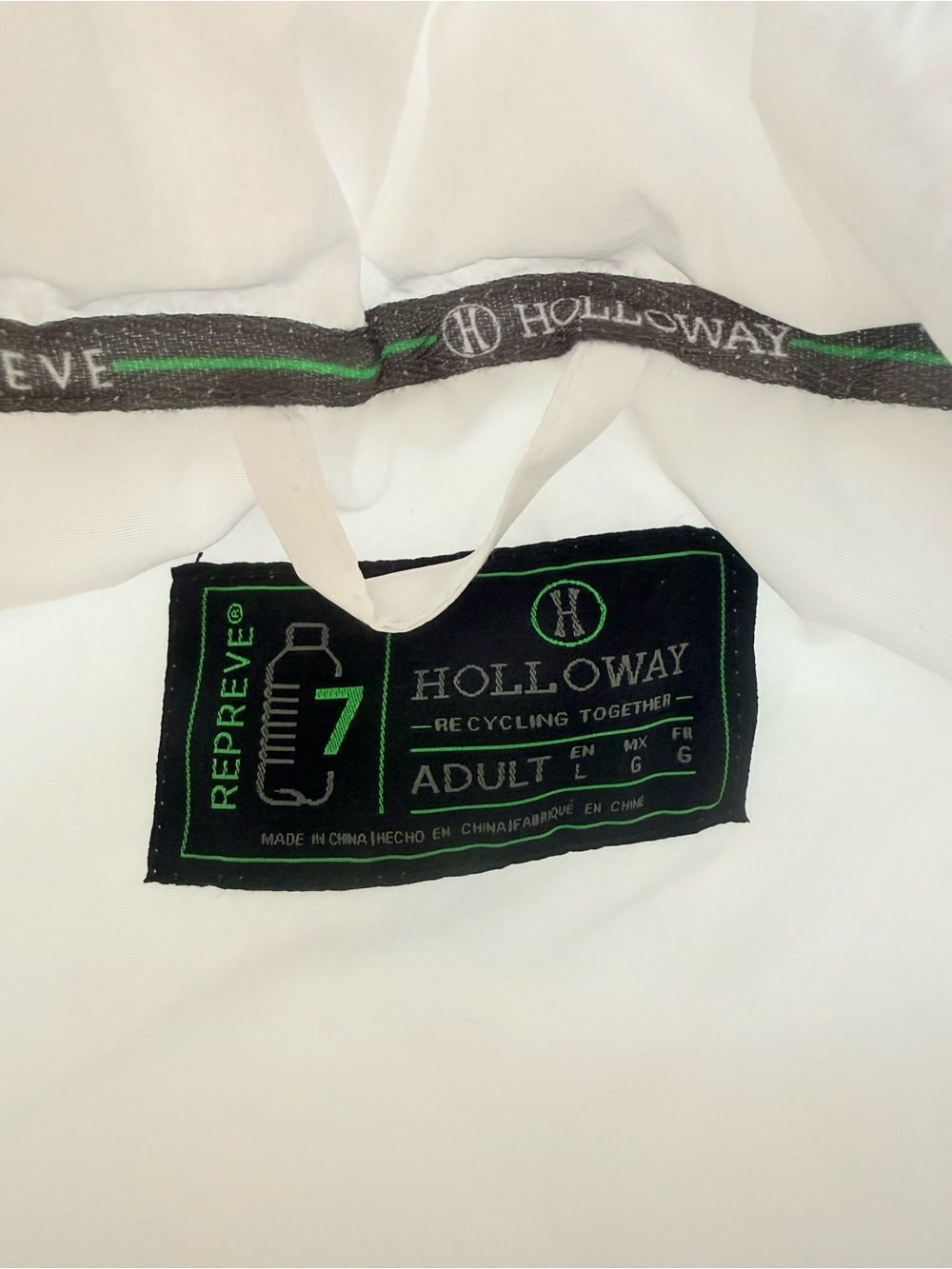 Oceania Branded Holloway White Quilted Vest with Navy Crest - Picture 4 of 5